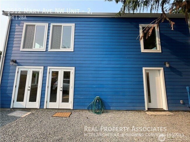 Building Photo - Charming 2-Bedroom Apartment in Seattle's ...