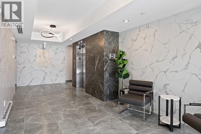 Photo du bâtiment - 7887 Edgar St