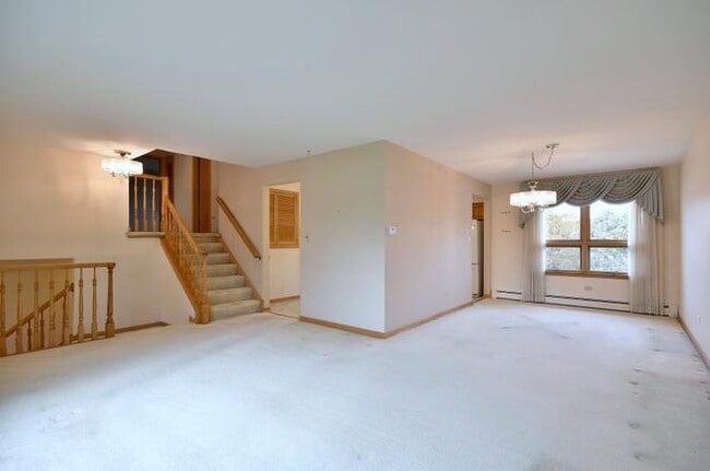 Building Photo - 5528 W 103rd St