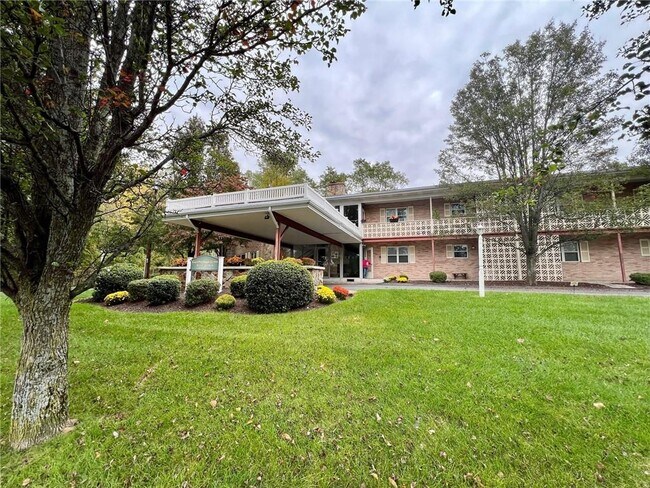 Foto del edificio - 2033 Mendon Rd