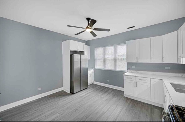Photo - 1111 W 62nd St Apartment