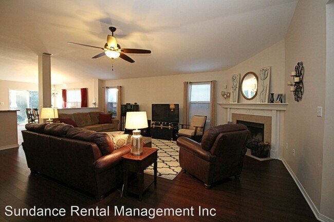 Foto del edificio - 4 br, 2 bath House - 670 Randall Roberts Road