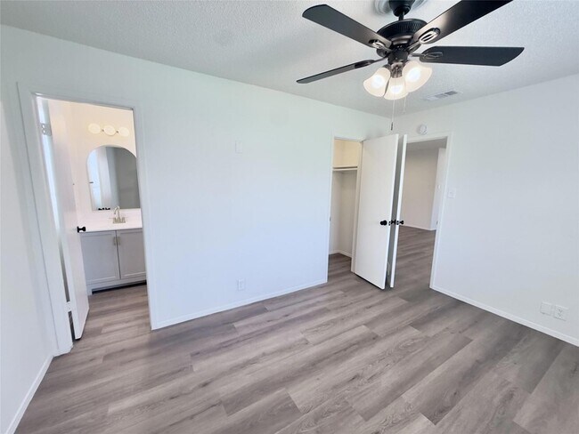 Foto del edificio - 2305 Whitlow Cove