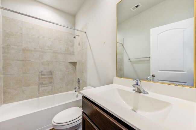 Foto del edificio - 20451 Green Mountain Dr