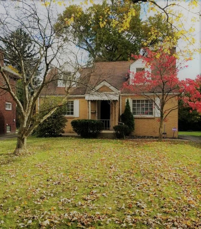 Primary Photo - 2263 Selma Ave