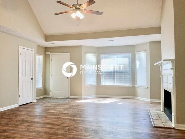 Foto del edificio - 3 Bedroom Pet-Friendly Home in Covington, ...