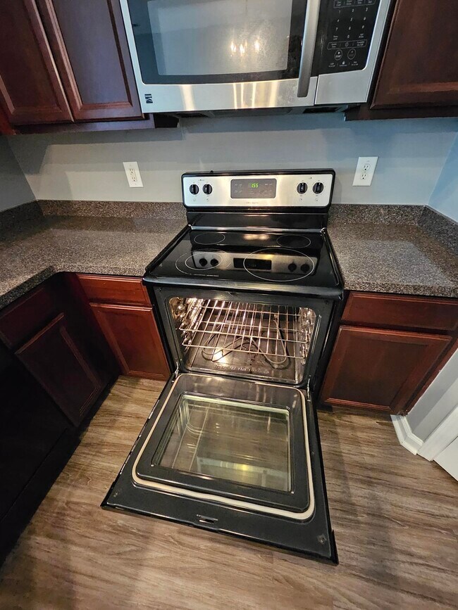 Foto del edificio - 3398 Sable Elm Ct