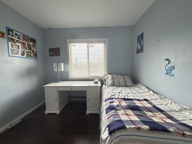 Building Photo - 2 bedroom in Burnaby BC V5E 1A4