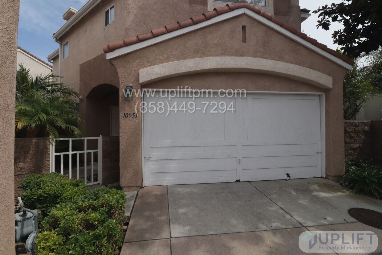 Building Photo - 3 Bed, 2.5 Bath Condo in Cornerstone Scrip...