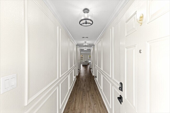 Building Photo - 2224 Still Bend Ln