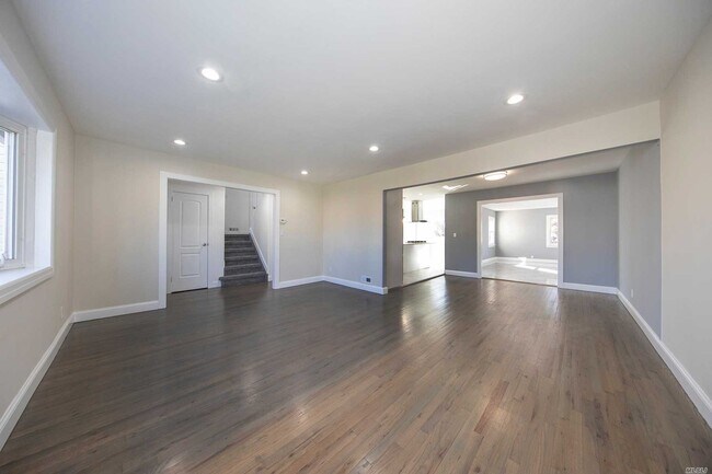 Building Photo - 3536 Bayfield Blvd