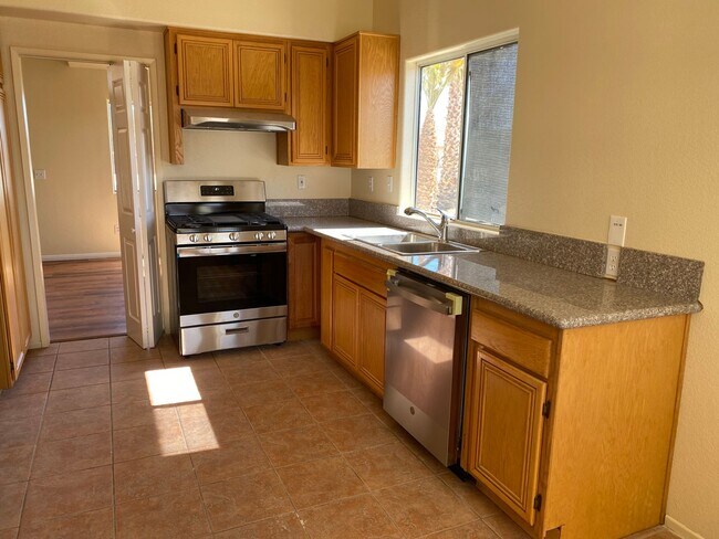 Foto del edificio - Move in Ready