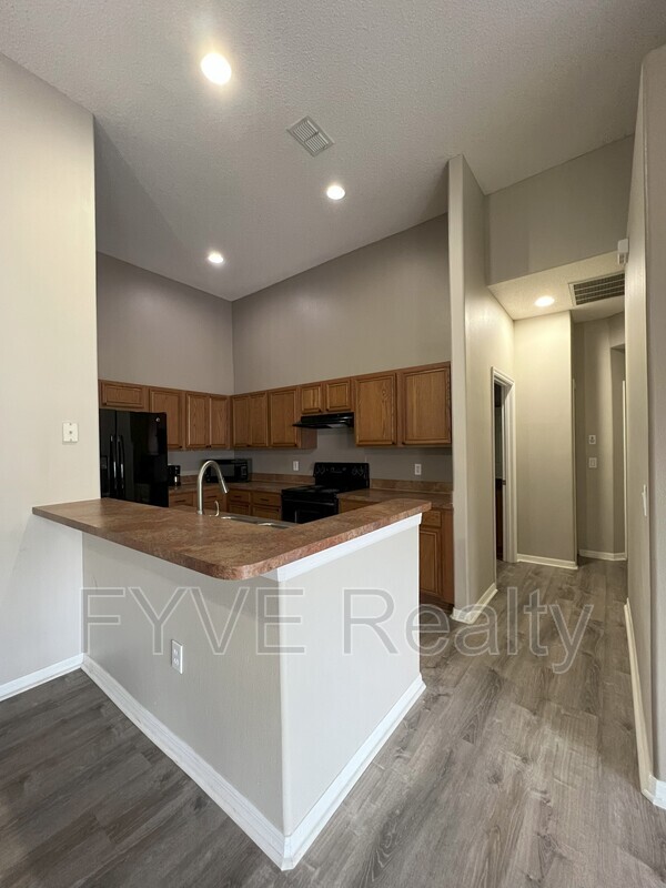 Foto del edificio - 2181 Island Walk Dr