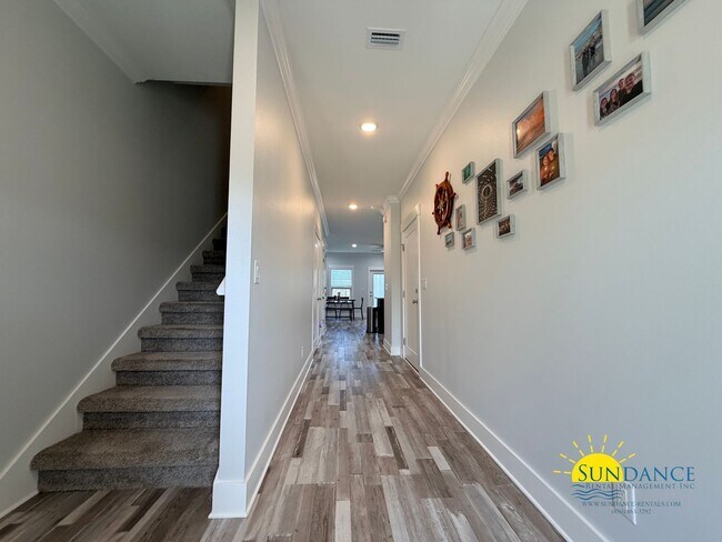 Foto del edificio - Gorgeous 2 Story 4 Bedrooms Townhome in Fort Walton Beach!