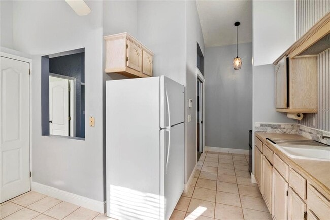 Foto del edificio - 6110 9th Ave Cir NE