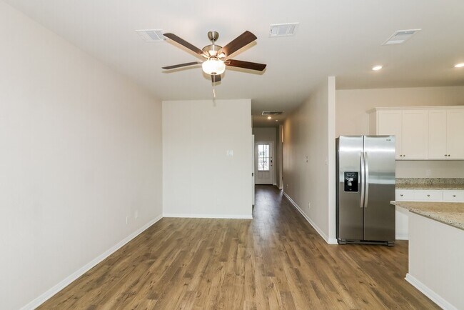 Foto del edificio - 7618 Tipton Meadow Way