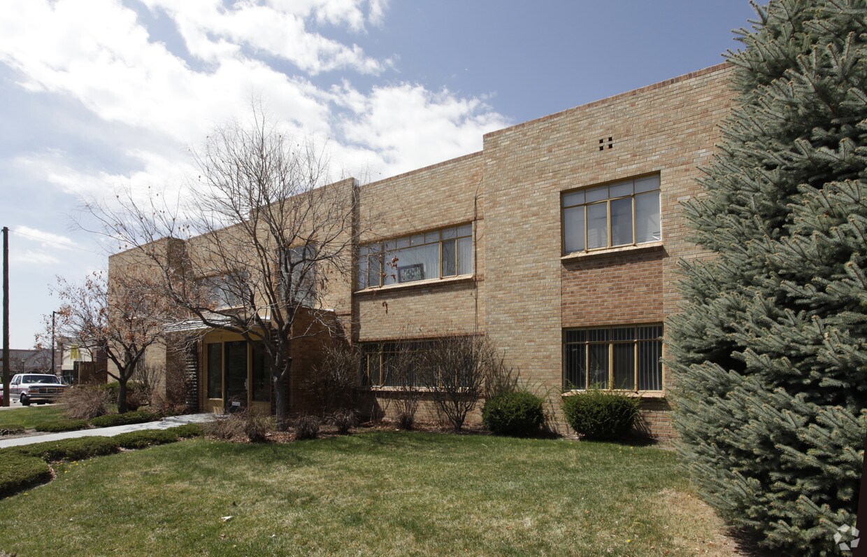 South Park Hill Apartments in Denver, CO