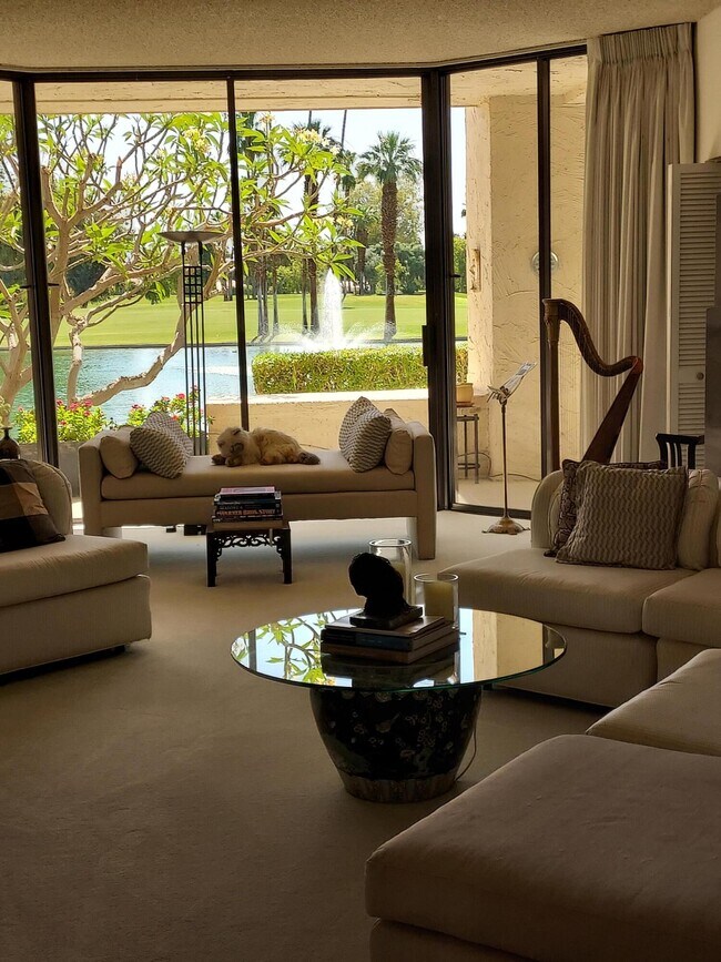 Foto del edificio - 950 Island Dr