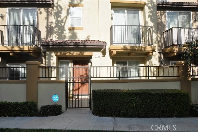Building Photo - 17871 Shady View Dr
