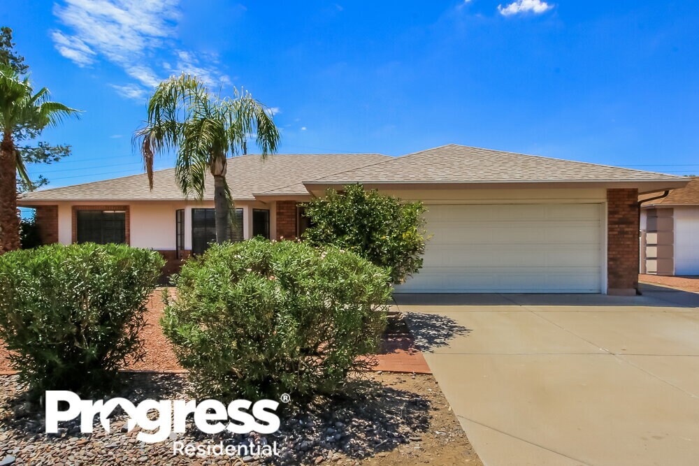 Primary Photo - 1328 N Olympic Cir