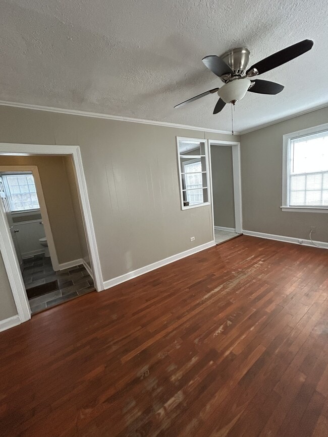 Building Photo - 202 Morgan St