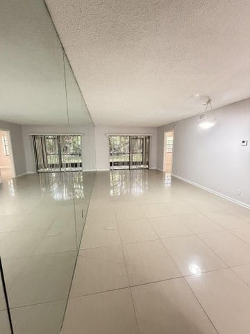 Photo - 301 Norwood Terrace (Boca Raton, FL) Apartment