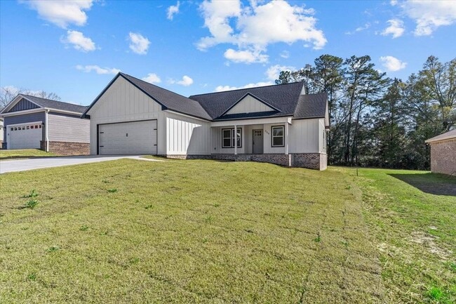 Building Photo - 359 Spruce Ln