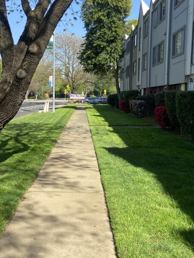 River Park Vista Apartments Apartments in Sacramento, CA