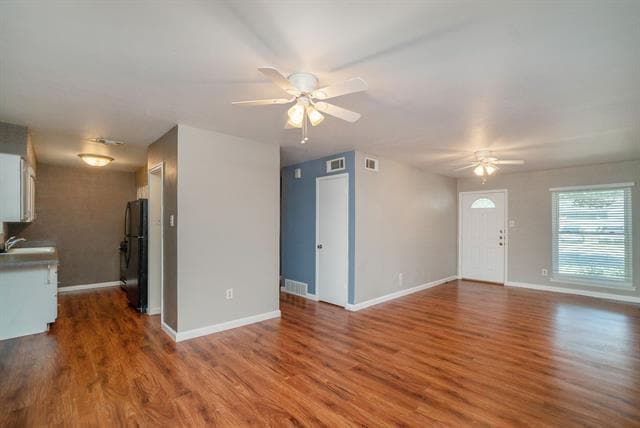 Building Photo - 1202 Crane Dr