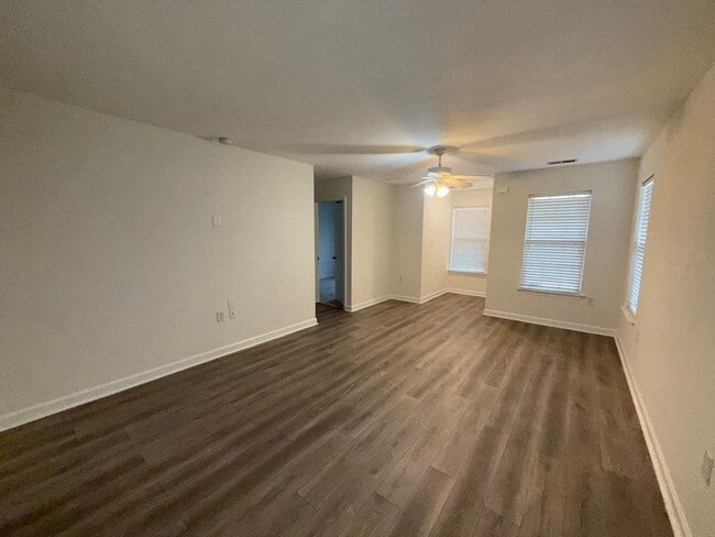 Photo - 2145 Pavilion Ct Apartment