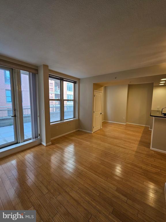 Building Photo - 715 6th St NW
