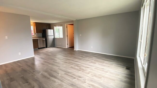 Building Photo - 1504 Fathom Dr