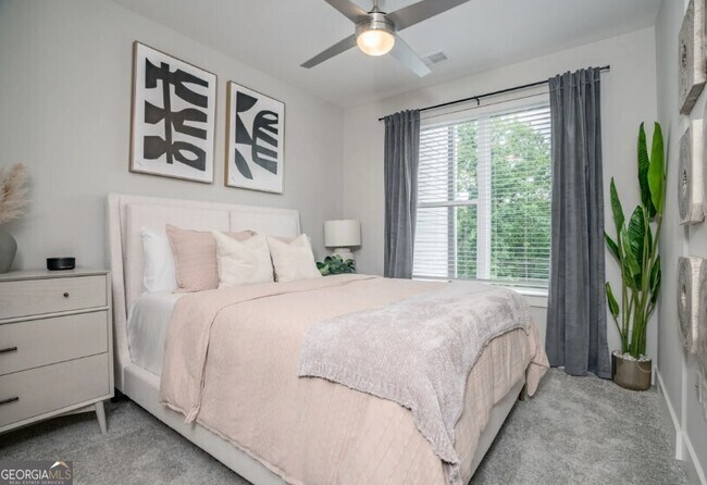 Foto del edificio - 2801 Windy Ridge Pkwy SE