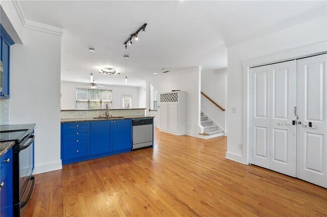 Foto del edificio - 790 Liberty Commons Dr NW