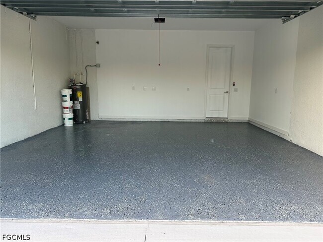 Foto del edificio - 2801 SW Embers Terrace