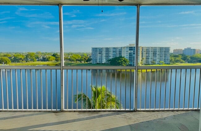 Building Photo - 3051 N Course Dr