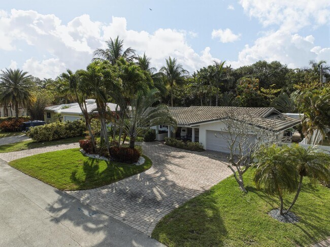 Foto del edificio - 3036 NE 19th St