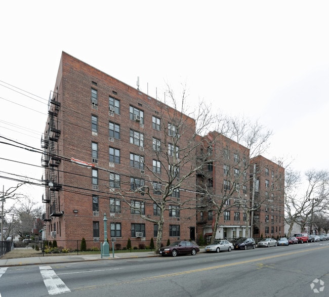4360 Baychester, Bronx, NY 10466 Apartments Bronx, NY