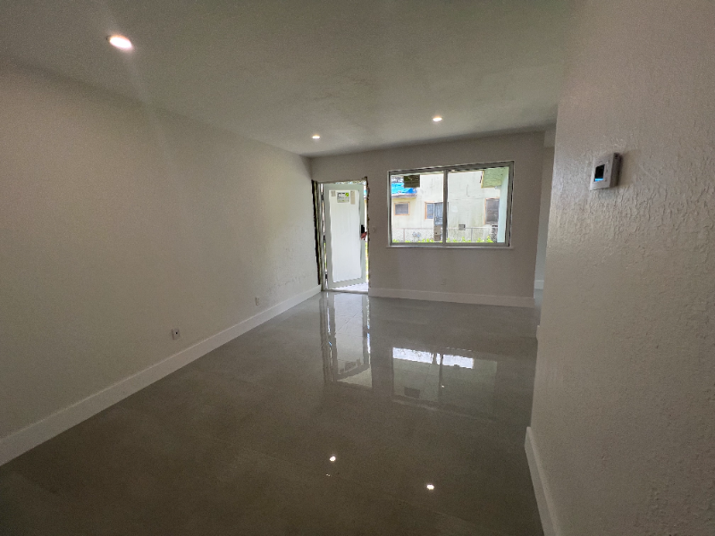 Primary Photo - 5300 NW 25th Ave