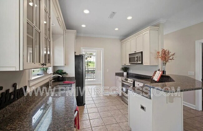 Foto del edificio - 202 Southern Winds Dr