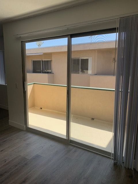 Foto del edificio - 3557 Jasmine Ave