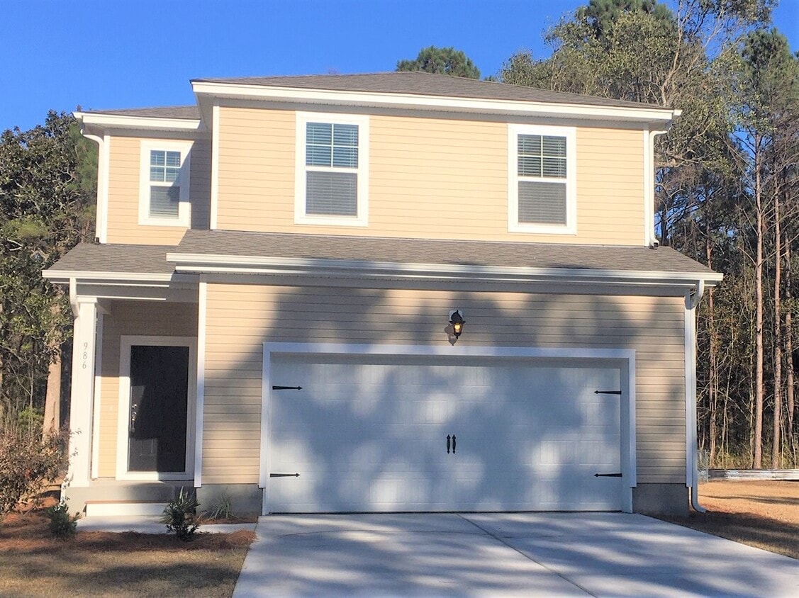 986 Theodore Road House Rental in Awendaw, SC