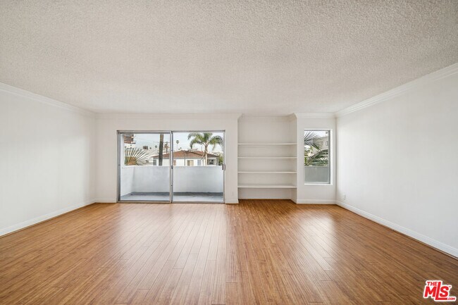 Foto del edificio - 131 Orlando Ave