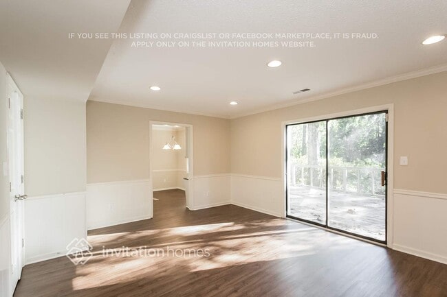 Building Photo - 3250 Ethan Dr