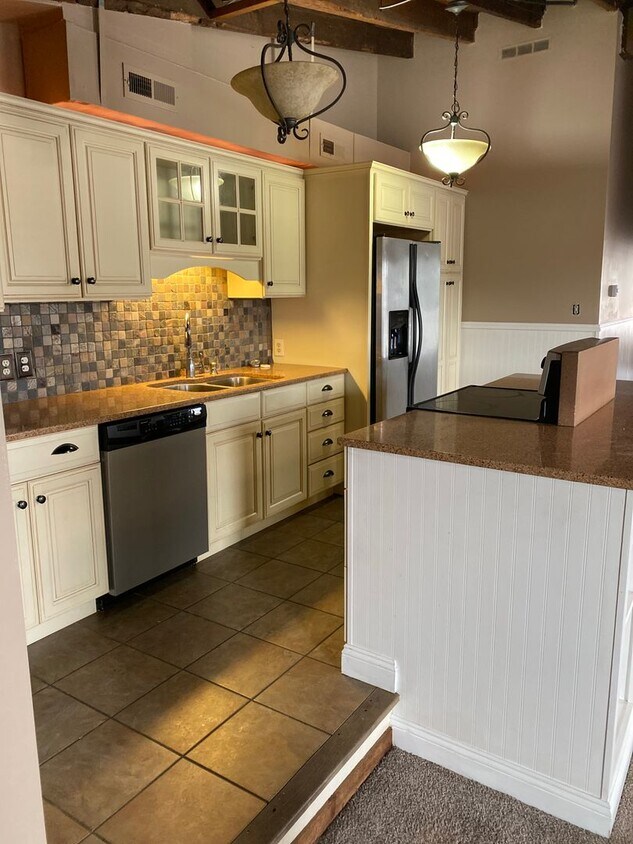Foto principal - 603 E Colonial Ave