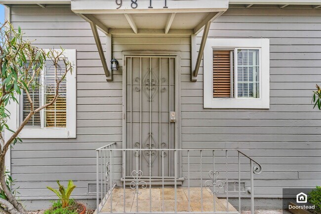 Foto del edificio - 9811 Olive St