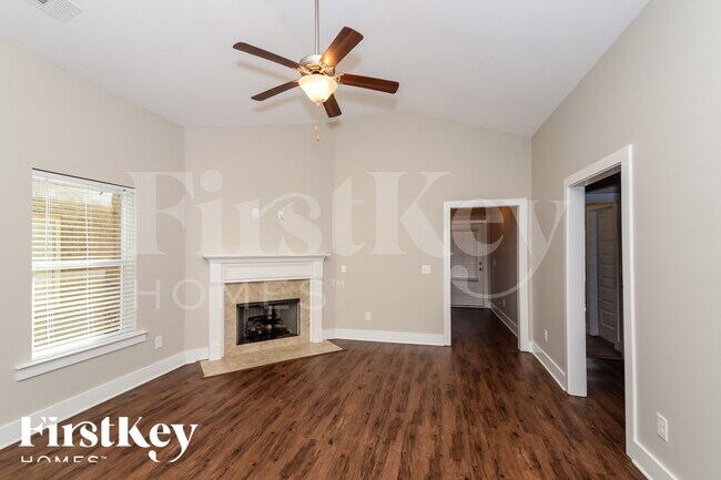 Foto del edificio - 5521 Park Side Rd