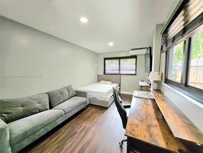 Foto del edificio - 1728 NE 17th Terrace