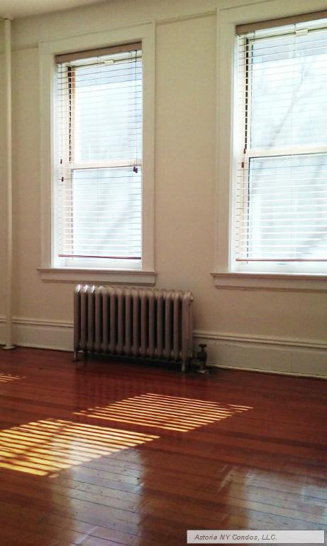 Foto del edificio - 2566 42nd St