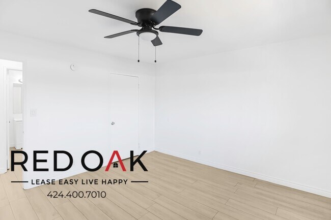 Foto del edificio - 7915 Vineland Ave